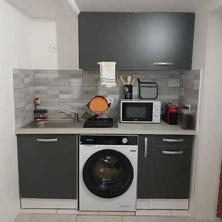 Apartament Hebergement Senlis Senlis  Zewnętrze zdjęcie