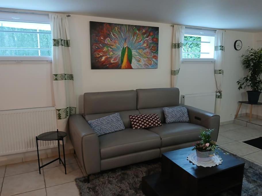 Apartament Hebergement Senlis Senlis  Zewnętrze zdjęcie